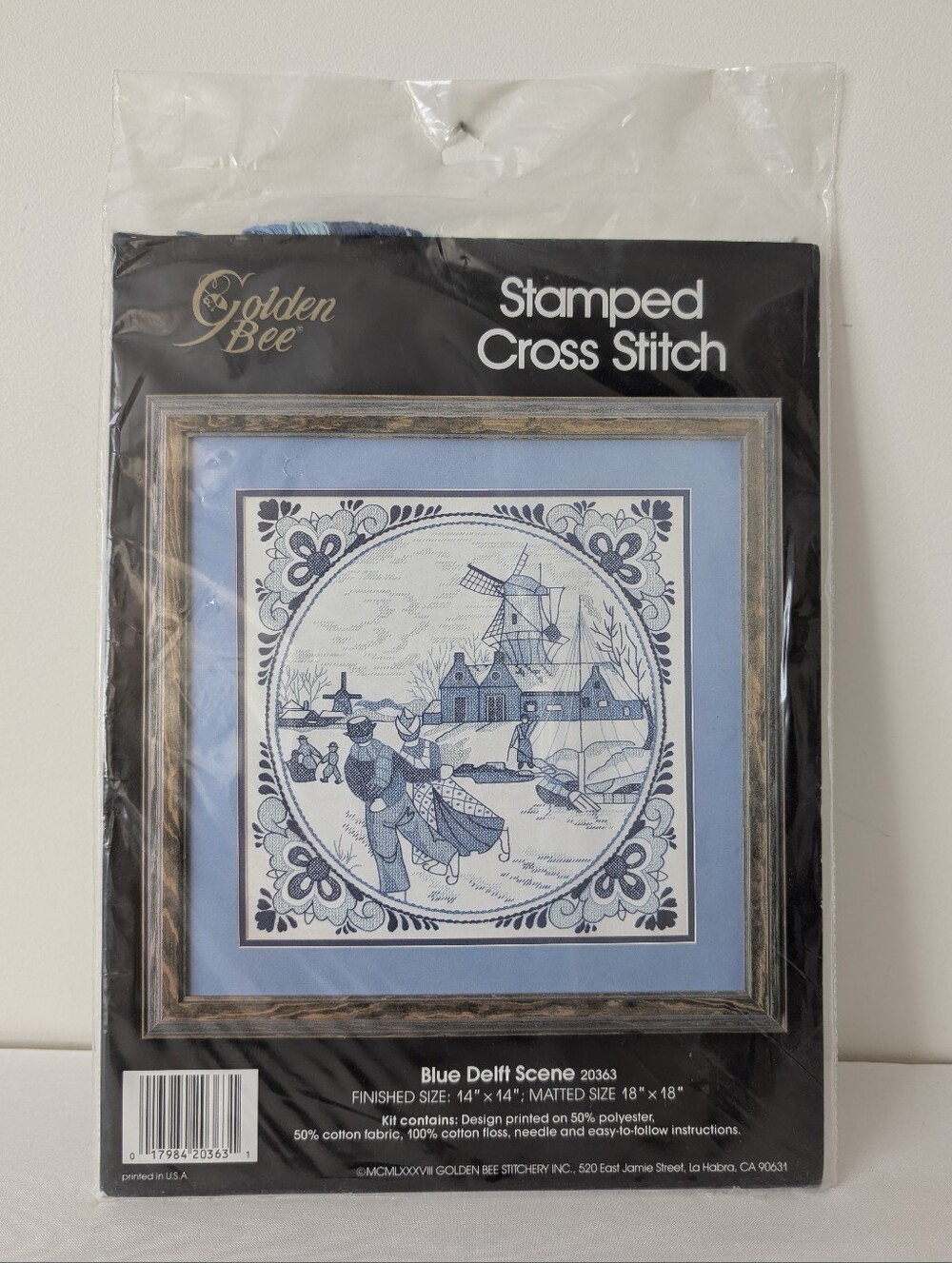 Blue Delft Scene Golden Bee Stamped Cross Stitch Kit NEW 14 x 14 Windmill Couple